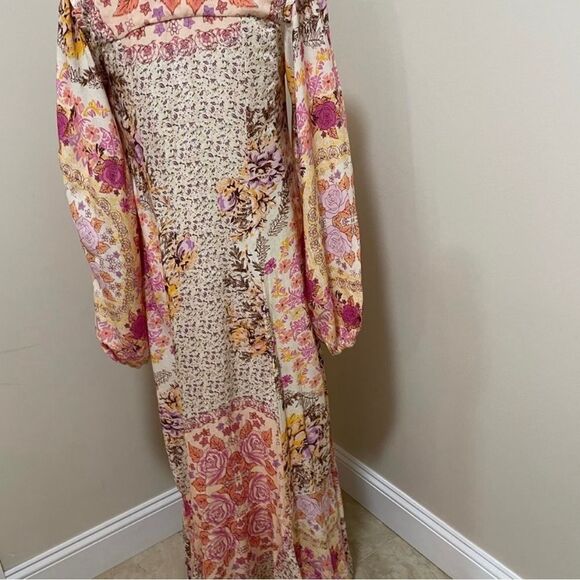 Free People
Maris Printed Midi Dress
Size M
Retail $169 - Picture 6 of 8
